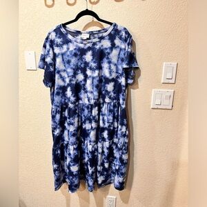 LuLaRoe blue and white tye dye dress, size XL